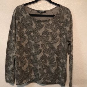 Forever 21 Heart Patterned Sweater Size M
